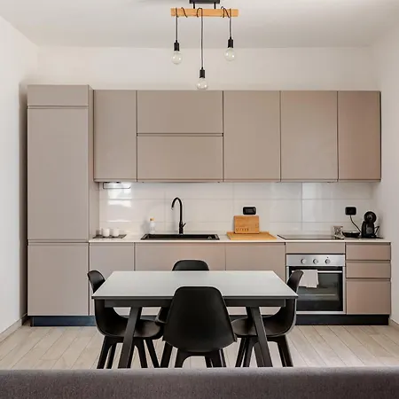 Domus Alexandrae - Metro A & Tuscolana Apartamento Roma